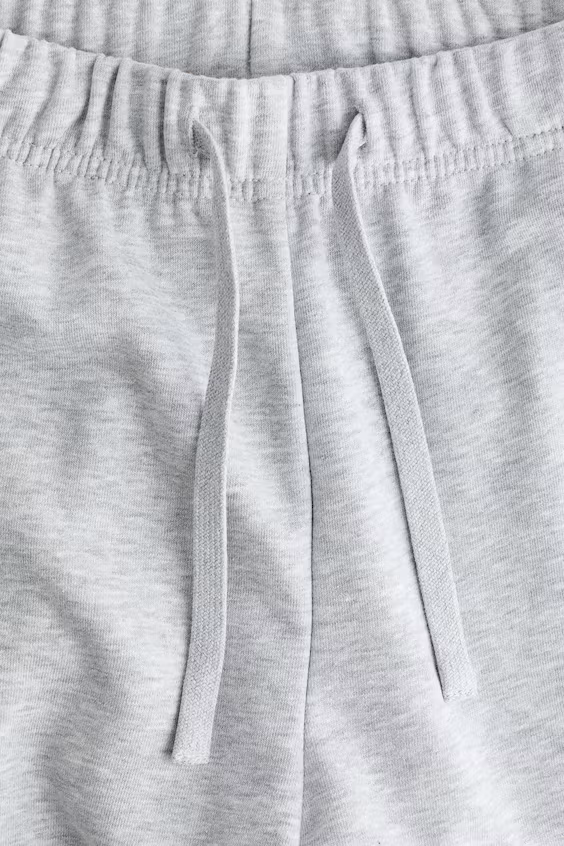 Брюки-джоггеры с прямыми брючинами