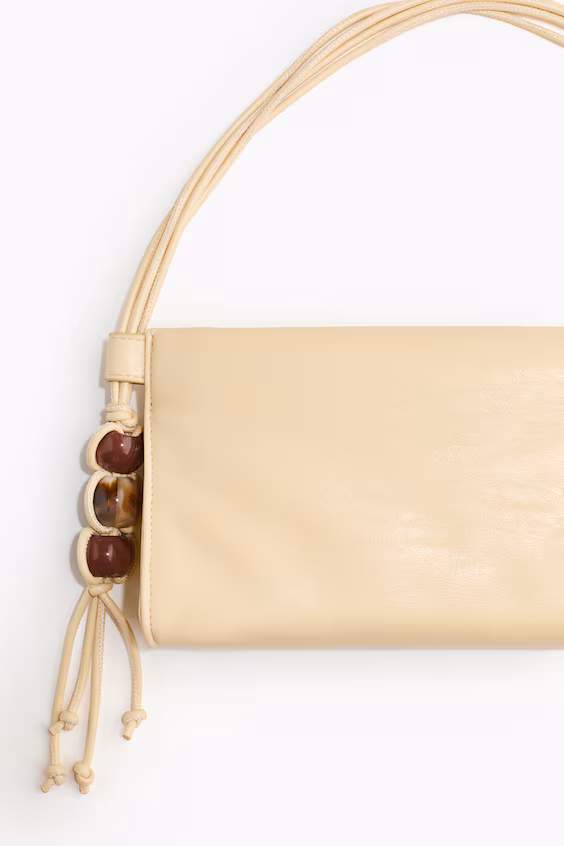 Сумка на руку с декоративной отделкой из бисера