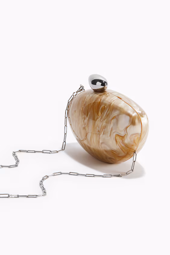 Молочная клатч