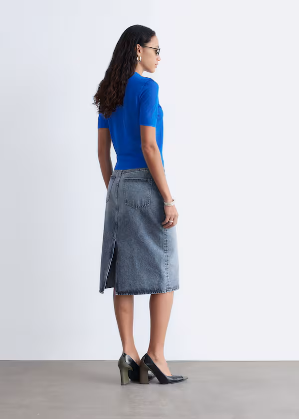 Футболка из тонкой ткани