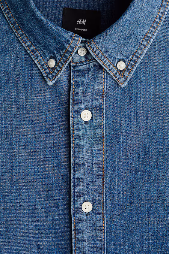 Джинсовая рубашка в свободном крое