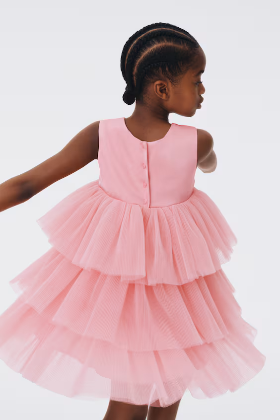 Платье с оборками и юбкой из фатина