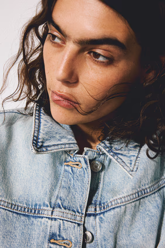 Джинсовая куртка с поясом