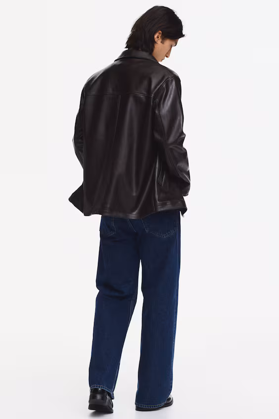 Пальто из покрытой ткани