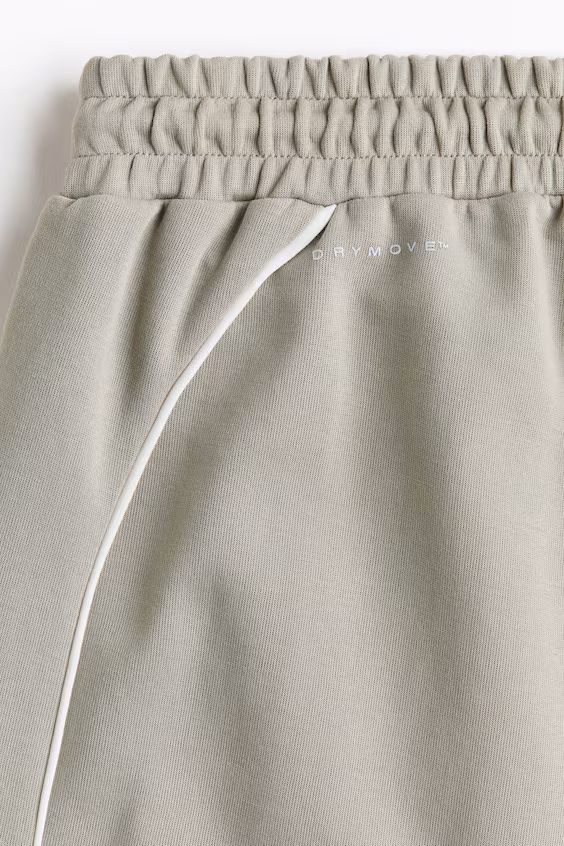 Шорты для занятий спортом loose fit с технологией drymove™