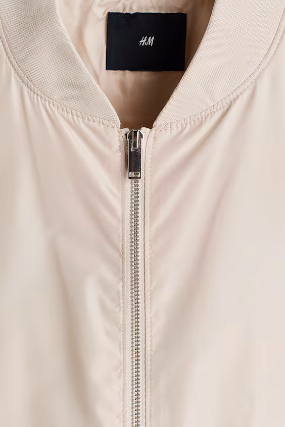 Легкий свитер