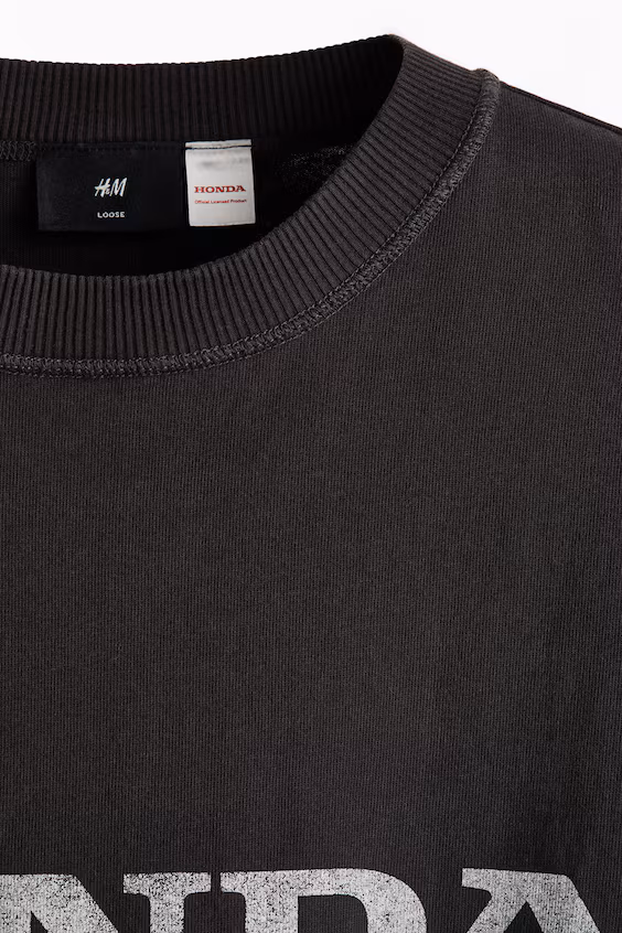 Футболка с принтом свободного кроя