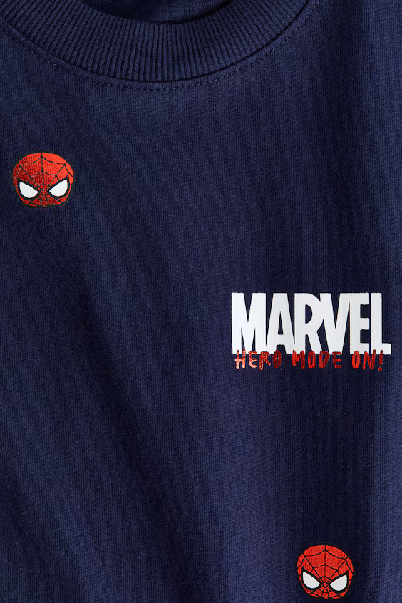 Футболка оверсайз с принтом