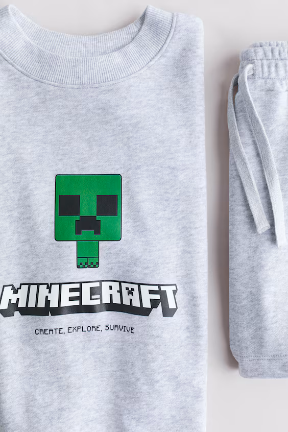 Набор из 2 предметов из футболки и брюк