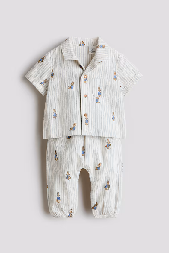 Комплект рубашки и брюк