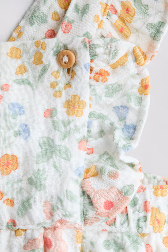 Джинсовые шорты-комбинезон из хлопка