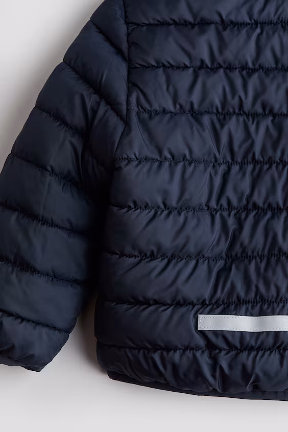 Куртка с водоотталкивающим наполнителем