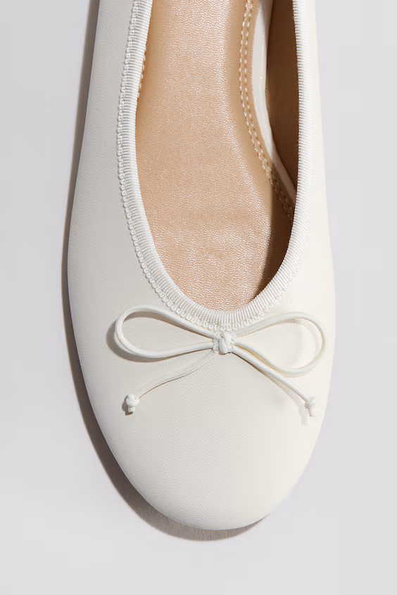 Туфли балерины с бантом