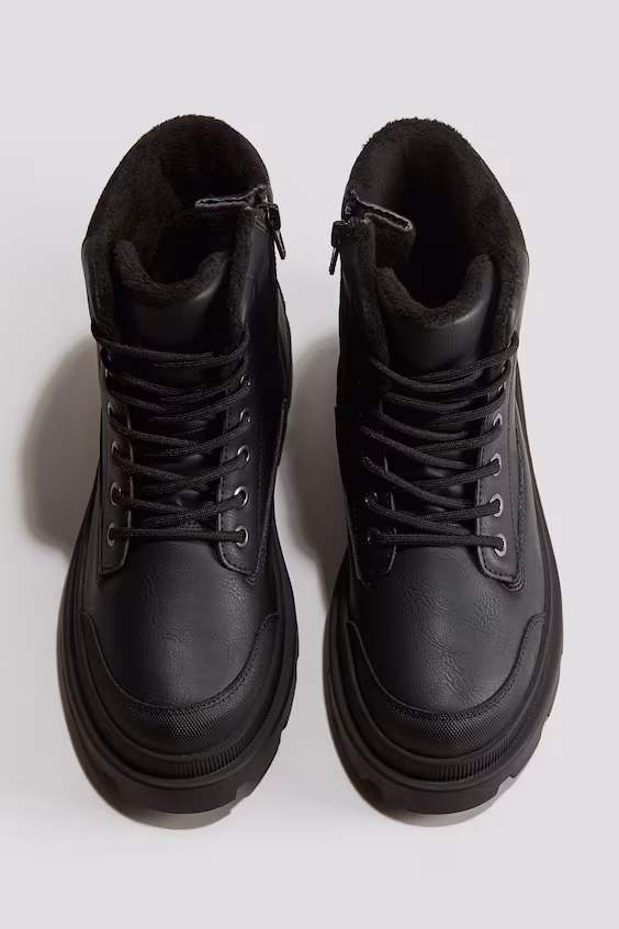 Водонепроницаемые ботинки