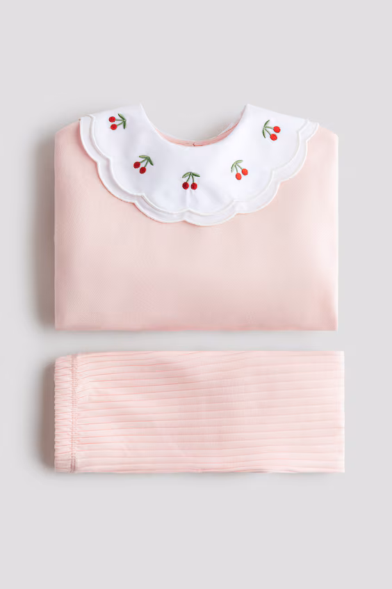 Комплект из свитшота и леггинсов