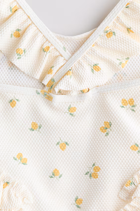 Купальник с оборками