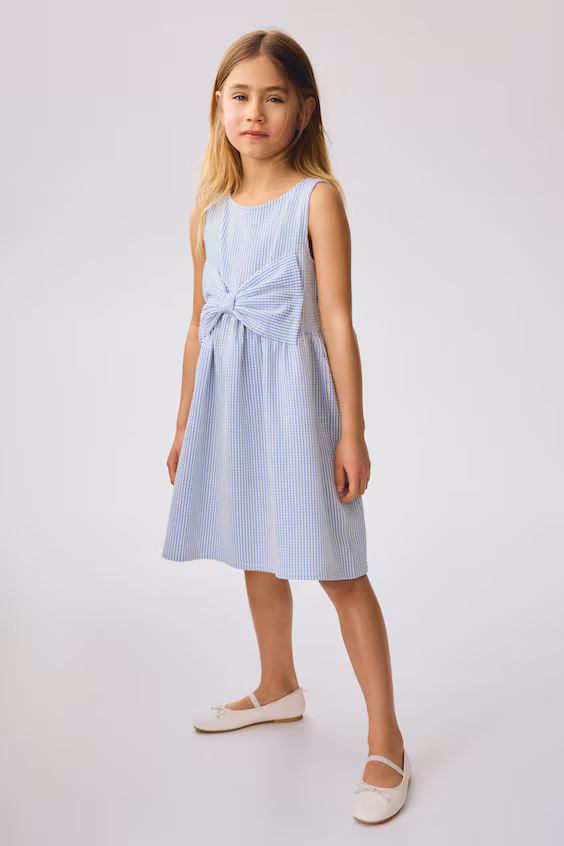 Платье с бантом