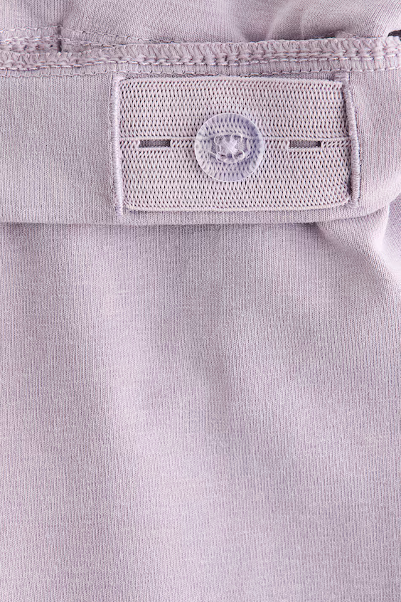 Леггинсы с легким расширением к низу