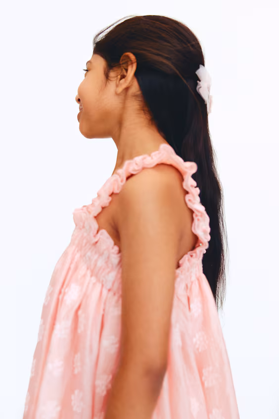 Платье с рюшами из жаккарда