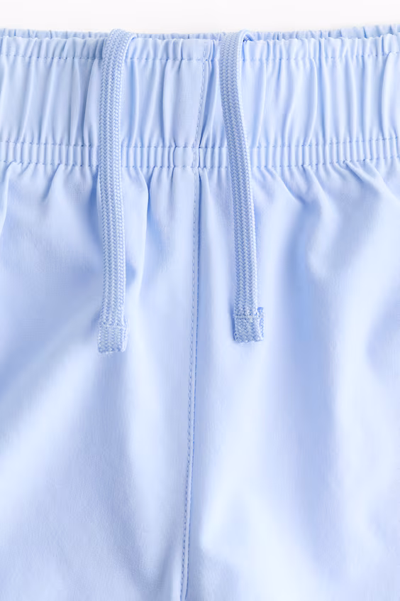 Беговые шорты двухслойные с технологией drymove™