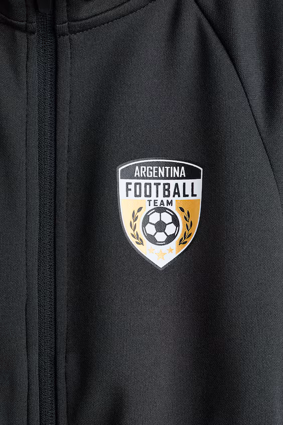 Футбольная куртка