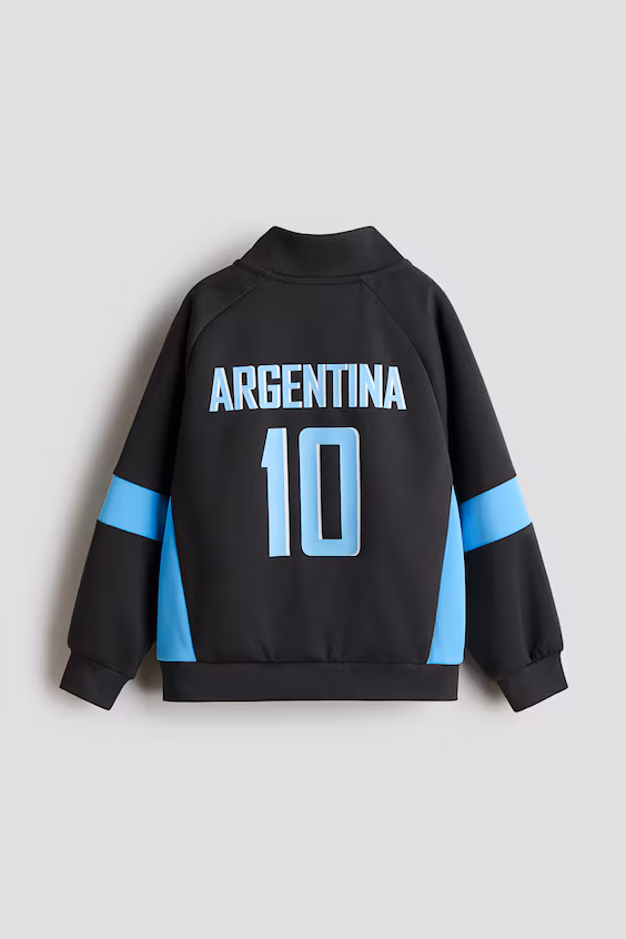 Футбольная куртка