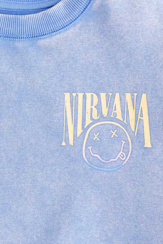 Свитшот оверсайз с принтом