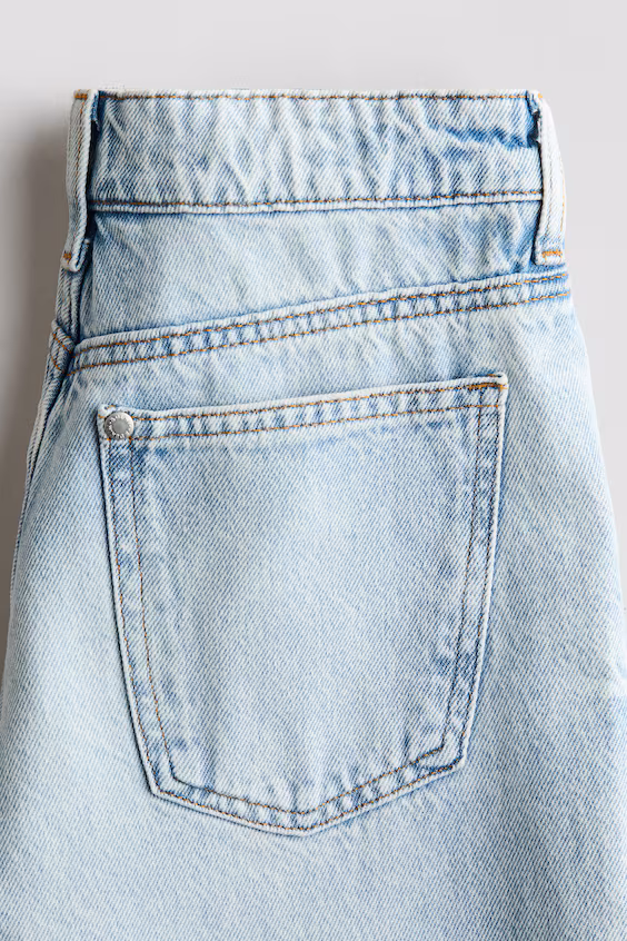 Джинсы свободного кроя loose fit