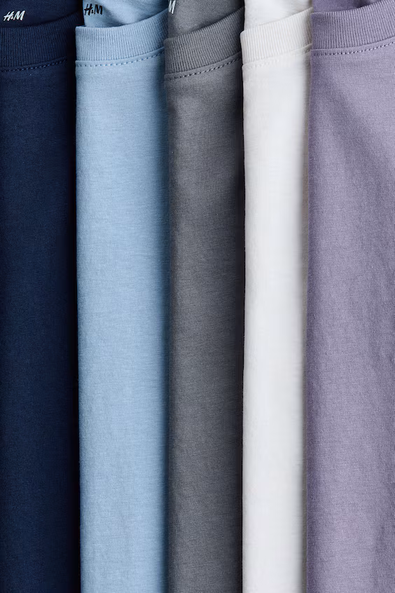 Набор из 5 футболок