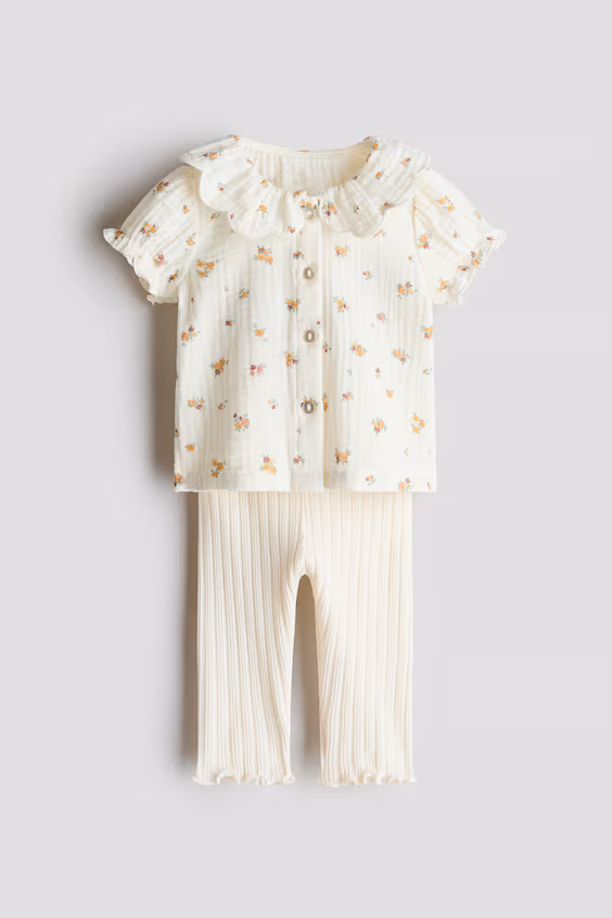 Набор блузы и леггинсов