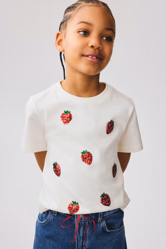 Футболка с мотивами