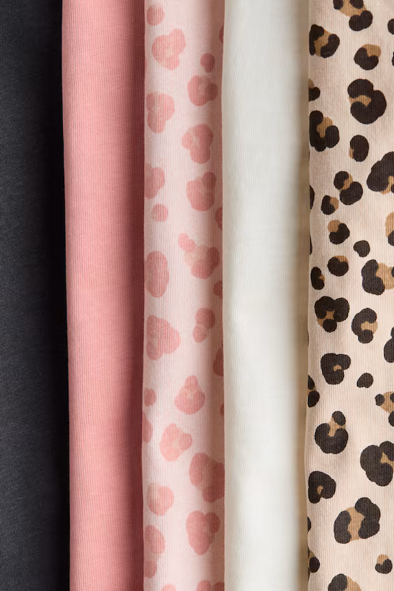 Набор из 5 свитеров с оборками на рукавах