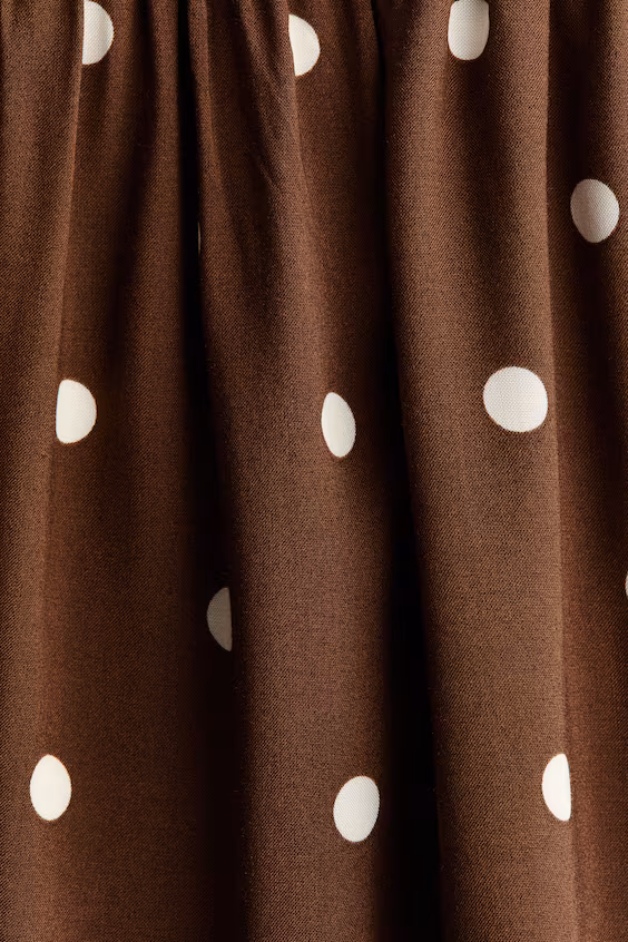 Платье с лямками и складками smock