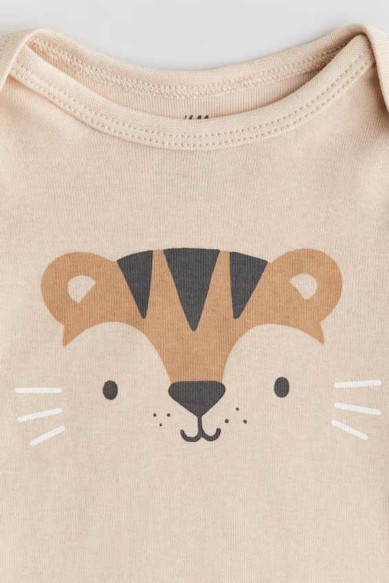 Боди с принтом и перекрещивающимися плечами