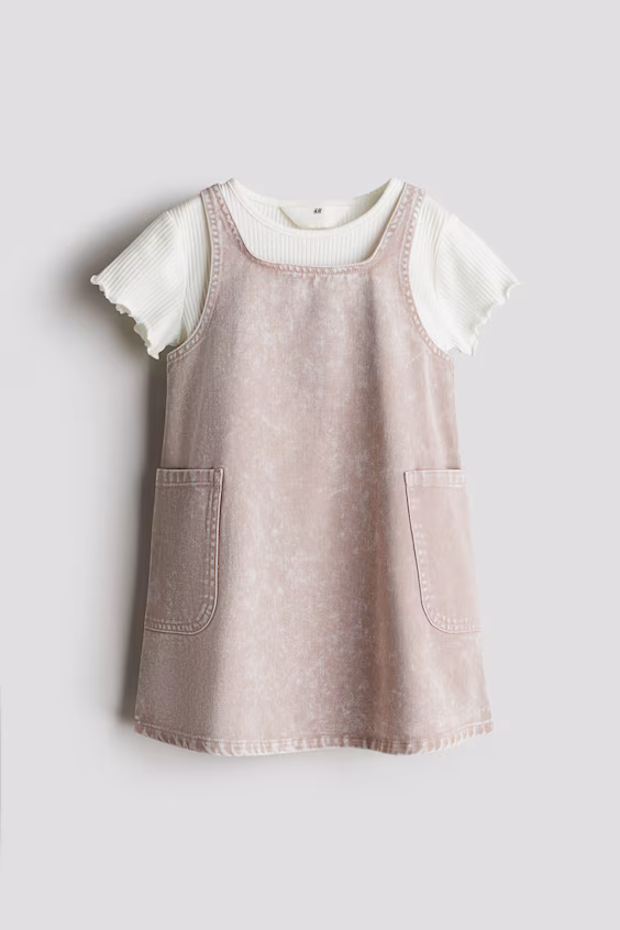 Комплект из платья и свитера