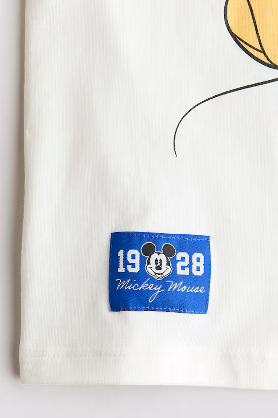 Футболка оверсайз с принтом