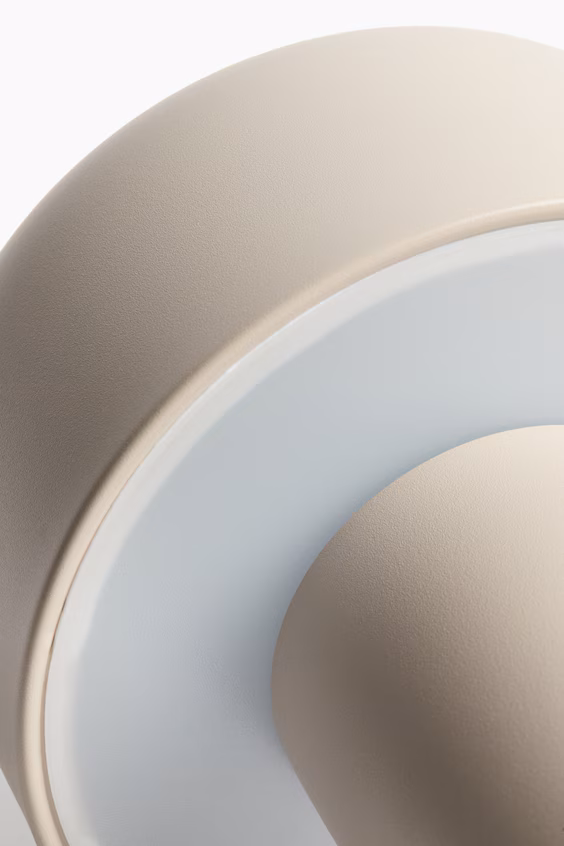 Перезаряжаемая настольная лампа