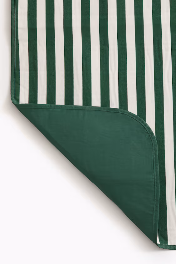 Пикник-плед в полоску