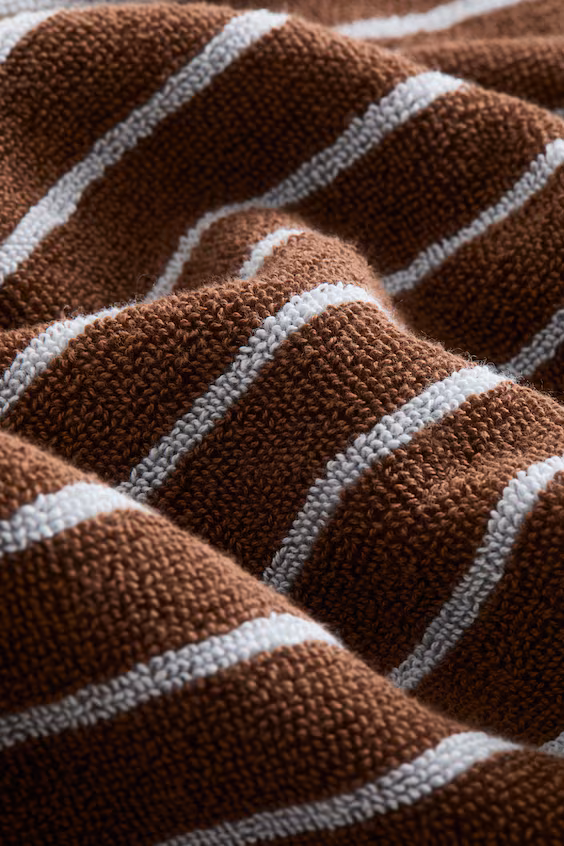 Рушник в полоску для рук