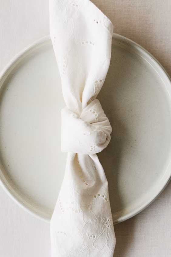 Набор из 2 салфеток с английским вышивкой