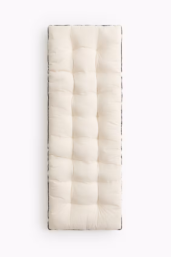 Большая подушка для наружных стульев