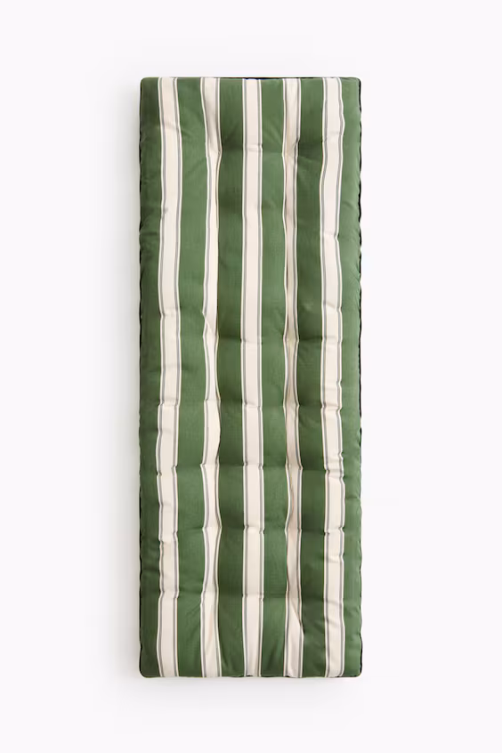 Большая подушка для наружного кресла