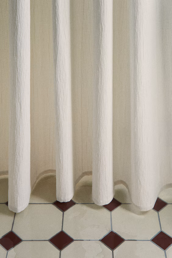 Душевая завеса из муселина