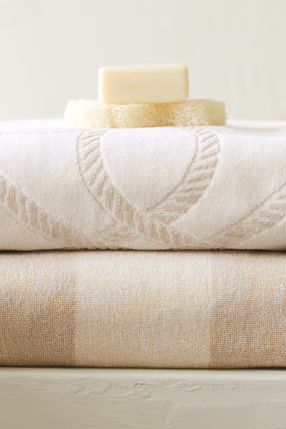 Пляжное полотенце из ткани жаккард