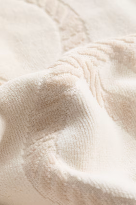 Пляжное полотенце из ткани жаккард