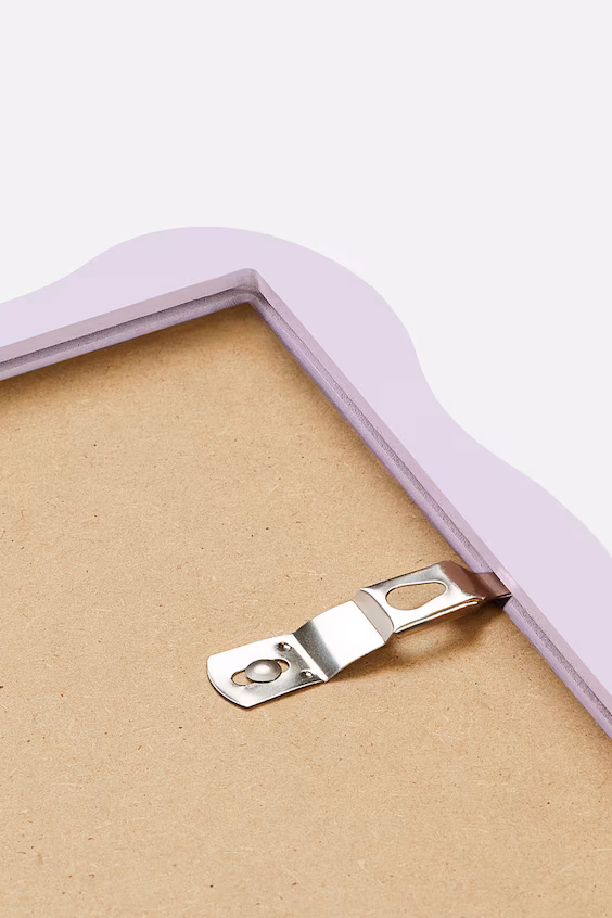 Волновой деревянный карниз