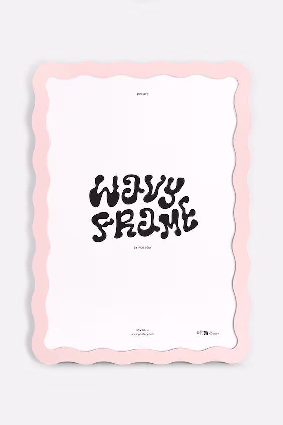 Волновидная деревянная рамка