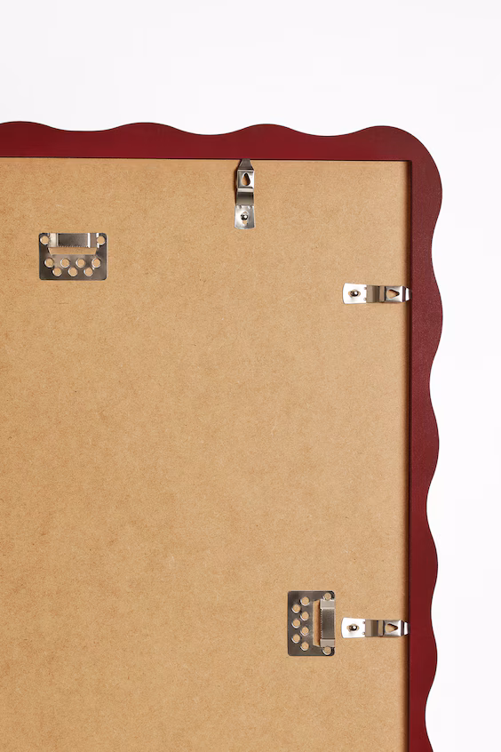 Волновидная деревянная рамка