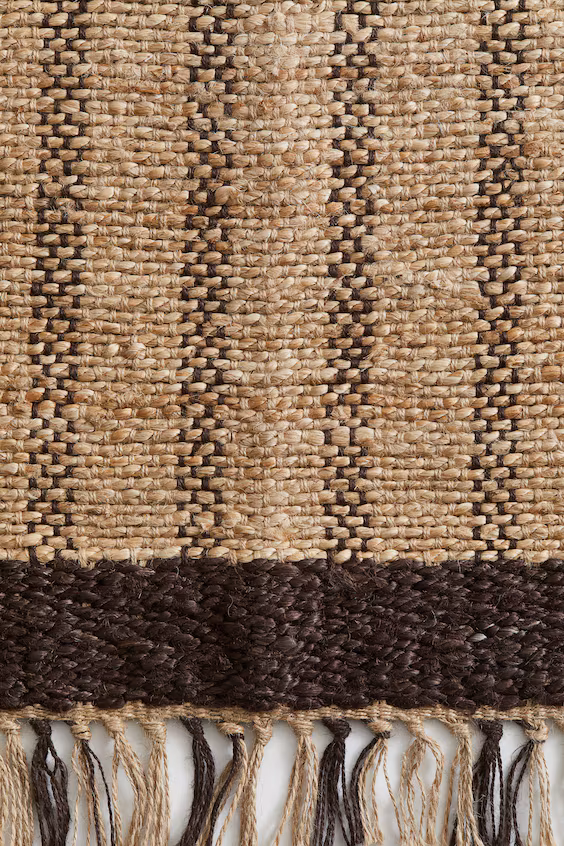 Коврик из джута с бахромой