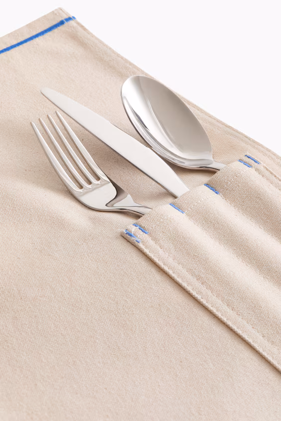 Набор из 4-х индивидуальных скатертей с карманом